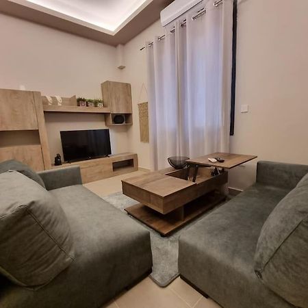 Ellis Apartment Ateny Zewnętrze zdjęcie
