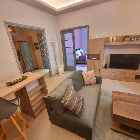 Ellis Apartment Ateny Zewnętrze zdjęcie