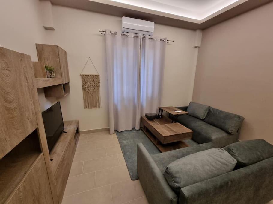 Ellis Apartment Ateny Zewnętrze zdjęcie
