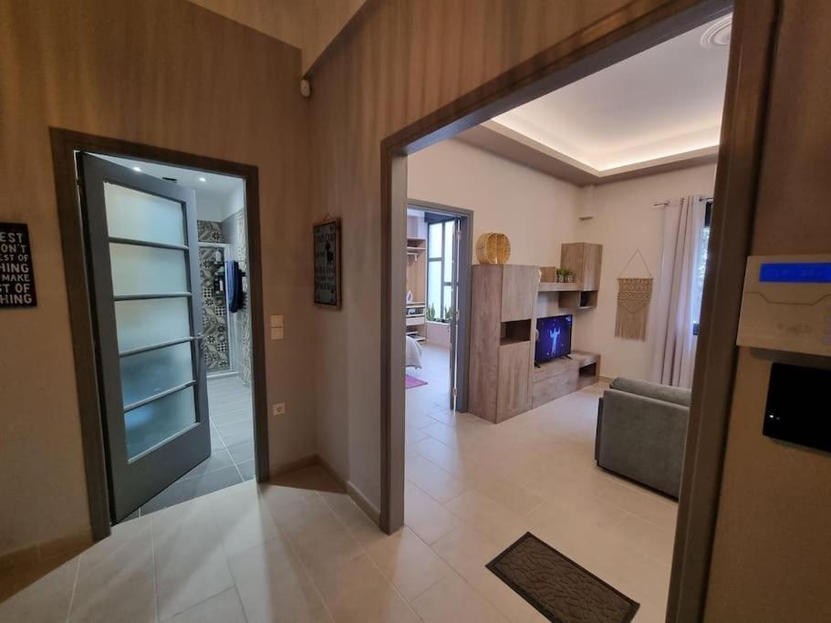 Ellis Apartment Ateny Zewnętrze zdjęcie